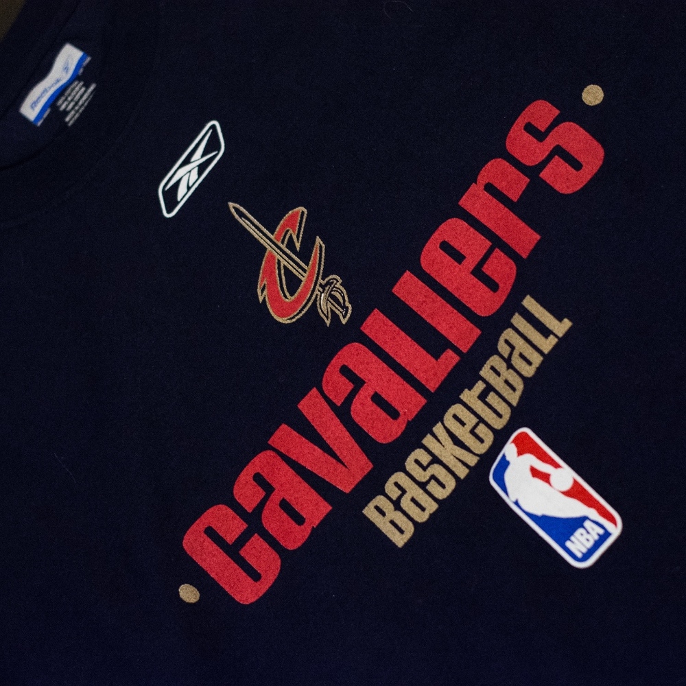 Vintage Reebok Cavaliers Shirt - Picture 1 of 5